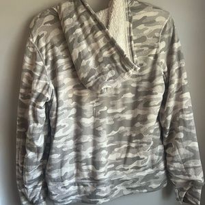 Women’s Sherpa lined members mark jacket